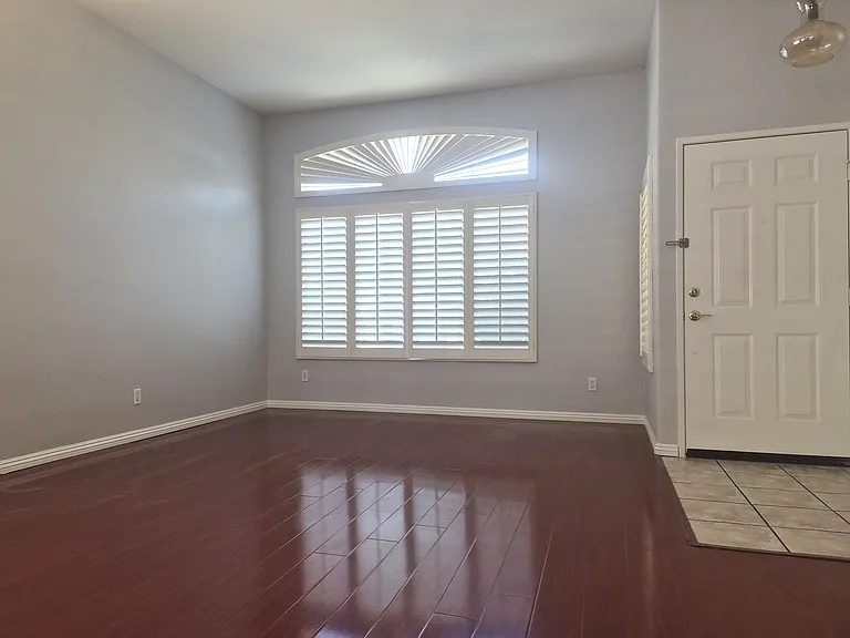 9985 Orange St — Photo 4