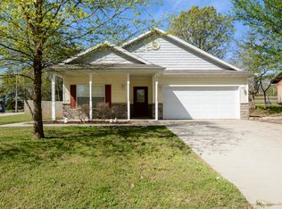 1030 Still Meadow Rd, Merriam Woods Village, MO 65740