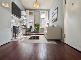372 2nd St APT 1R, Jersey City, NJ 07302