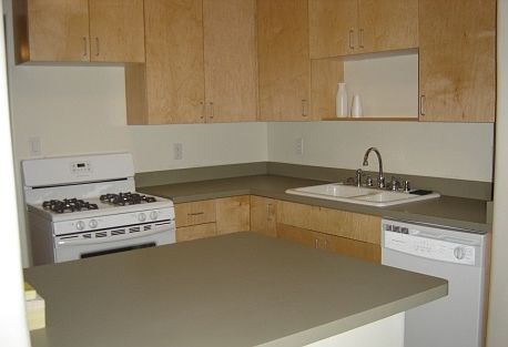 5th image of 1400 Vassar Dr NE APT A