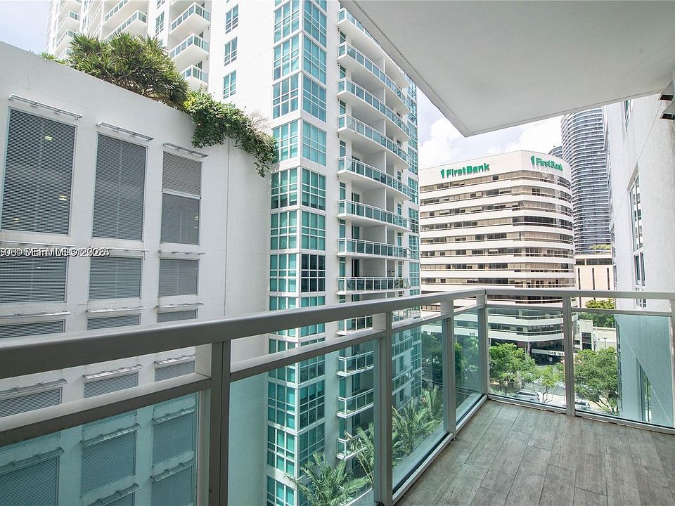 1st image of 950 Brickell Bay #703