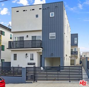 1116 S Mariposa Ave, Los Angeles, CA, 90006