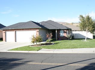 9401 W Chestnut Ave, Yakima, WA 98908