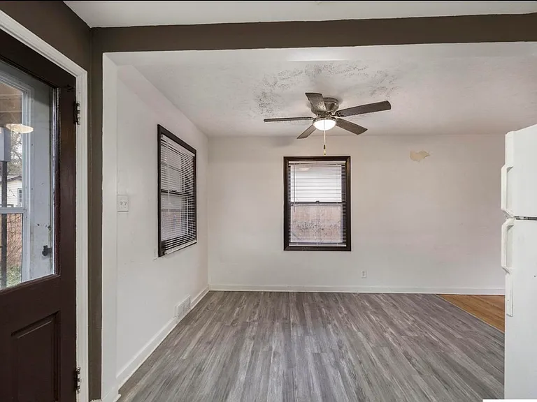 4520 Lafayette Ave #2 — Photo 6