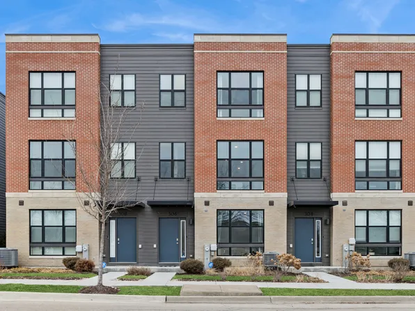 306 Summit Cir, Lombard, IL 60148