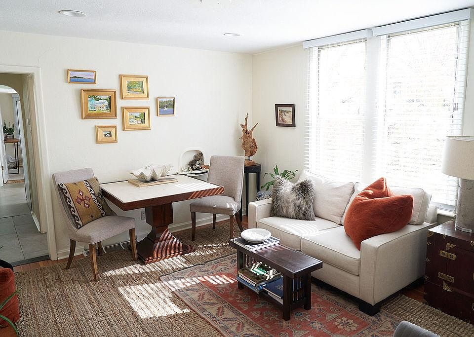1st image of 1037 E Belmont Ave #1
