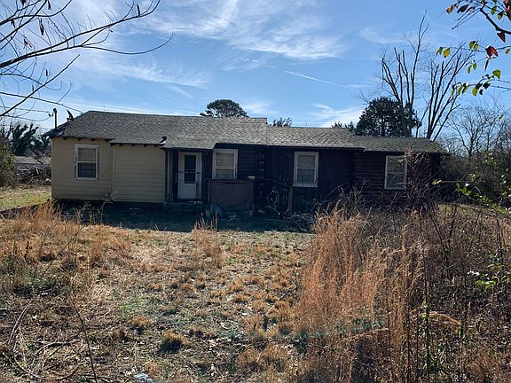 2nd image of 3007 Valley View Dr
