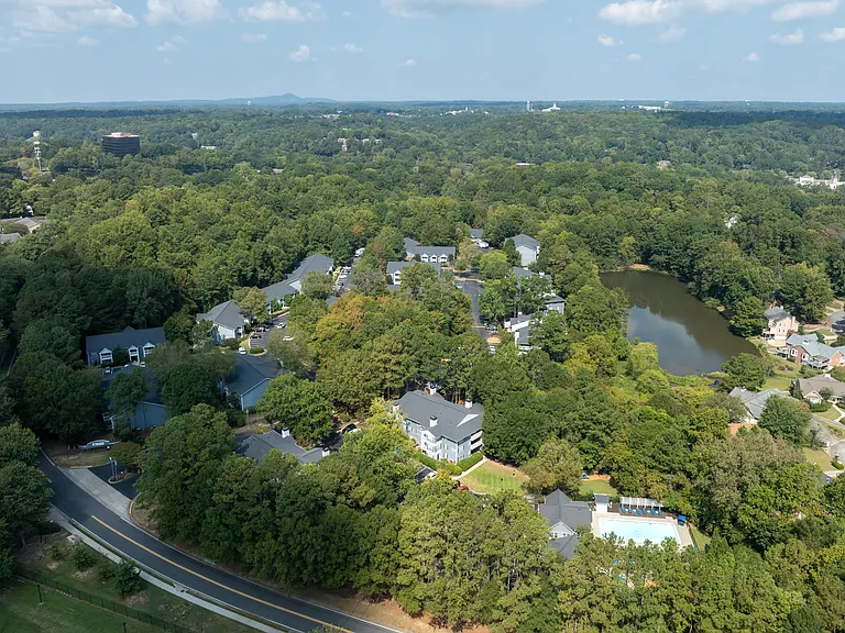 Aqua at Sandy Springs — Photo 27