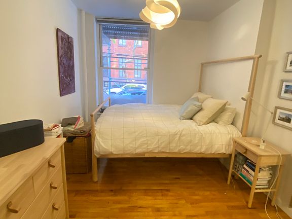 3rd image of 255 W 12th St #1EE
