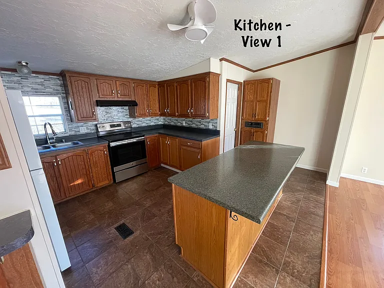 1934 Keyes Rd — Photo 7