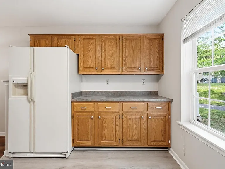 362 Hamilton Dr — Photo 12