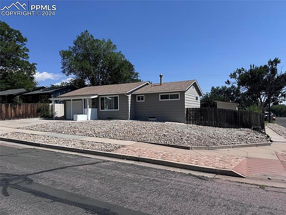 2nd image of 715 Sequoia Dr