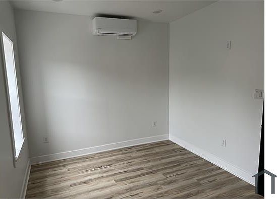 2nd image of 3636 N Camac St #2