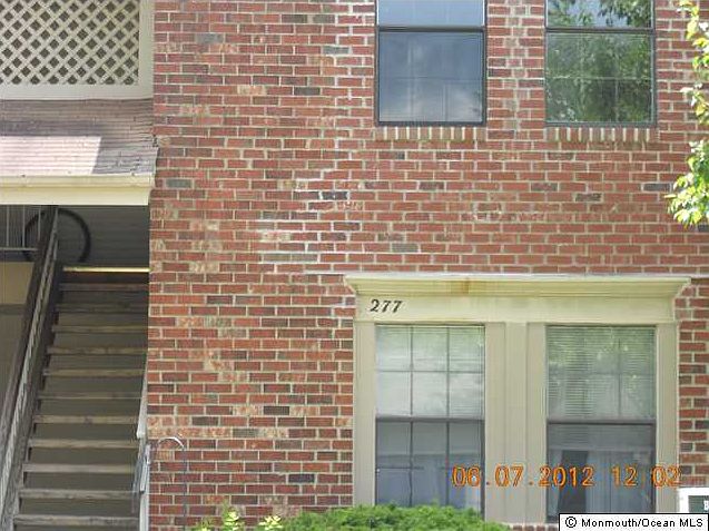 2nd image of 281 Hatfield Ln