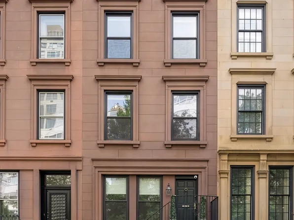 232 East 68th Street image 1 of 27