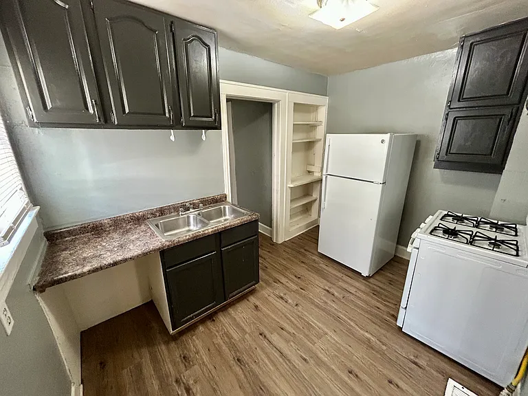 2909 Brookside Ave — Photo 19