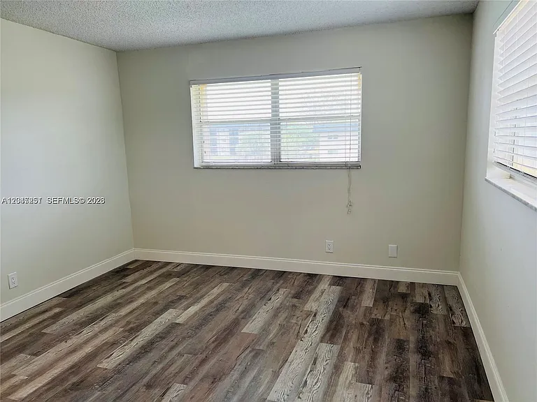 8025 Colony Cir S #210 — Photo 5