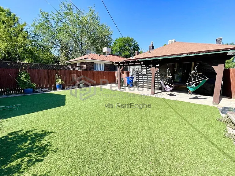1637 S 800 E — Photo 12