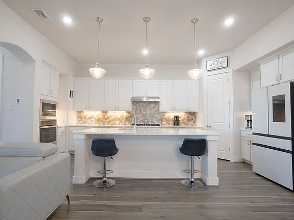 Open Kitchen
