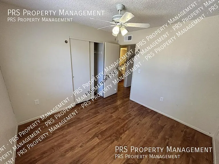 3147 E Edgewood Ave — Photo 18