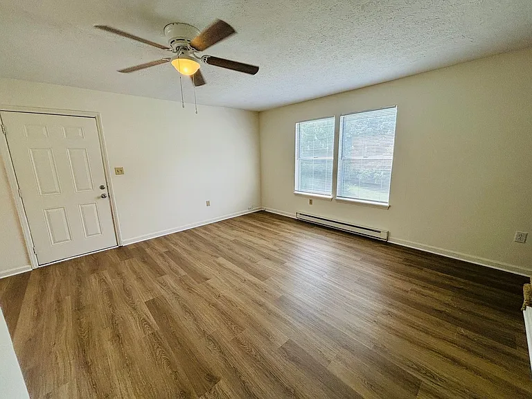 355 Wakeman Ct NE — Photo 15