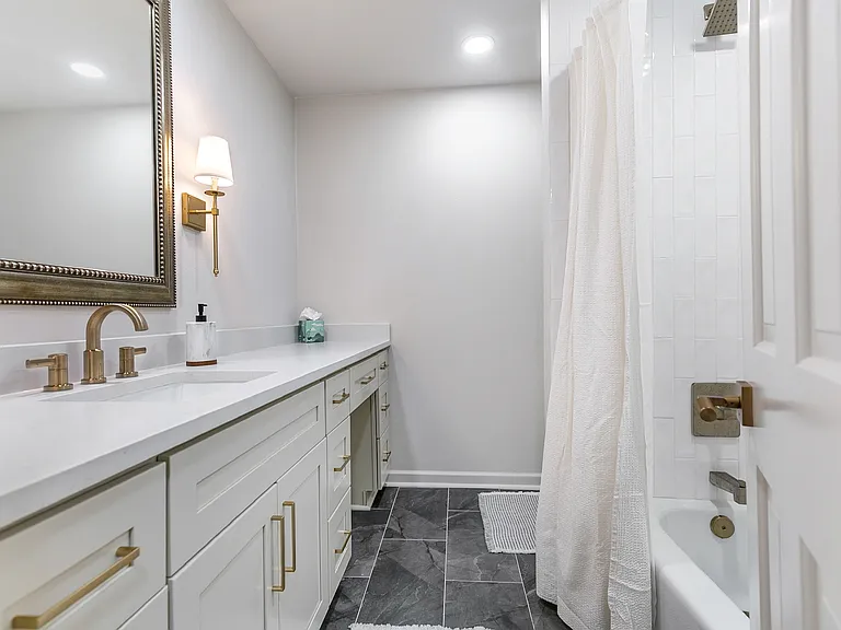 10111 Jefferson Hwy — Photo 11