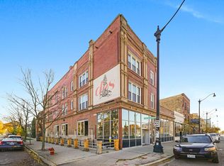 2829 W Armitage Ave, Chicago, IL 60647