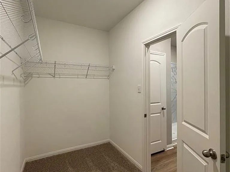 508 Republic Dr — Photo 15