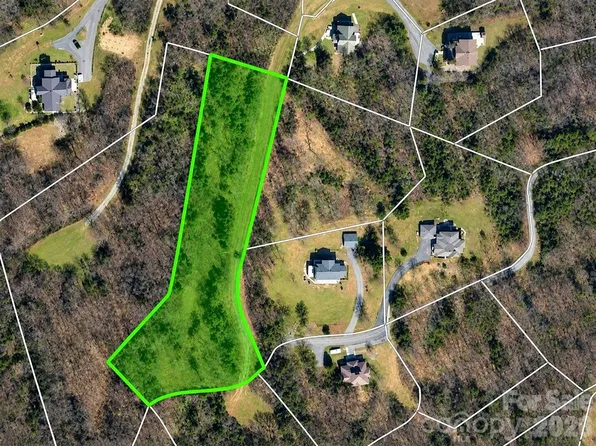129 Mount Soma Blvd, Clyde, NC 28721