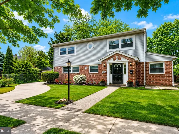 9907 Woodland Dr, Silver Spring, MD 20902