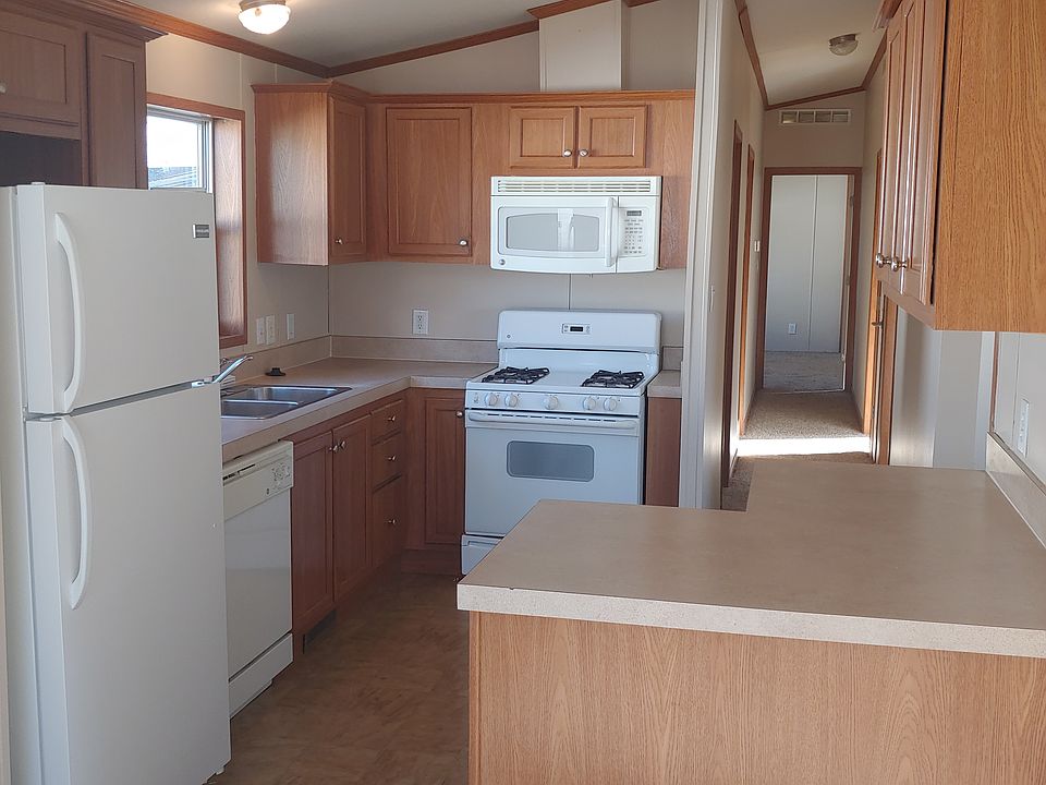 1st image of 50028 Degas Dr