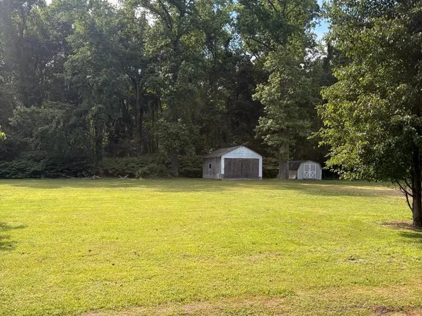 34676 Delaware Ave, Frankford, DE 19945