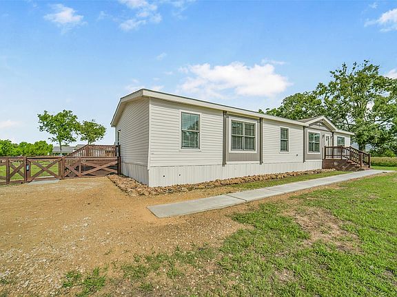 5th image of 1566 County Road 610 #E
