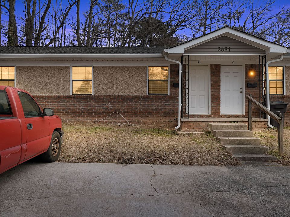 1st image of 3681 Lynn Dr APT A