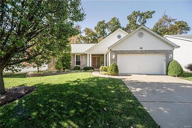 2nd image of 38 Winter Valley Dr