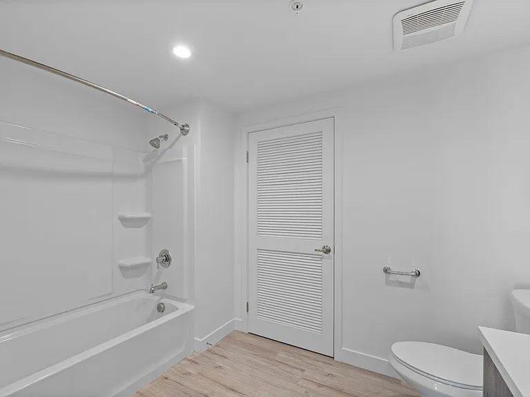 TALA Local at 3057-3067 W. Pico Blvd — Photo 16