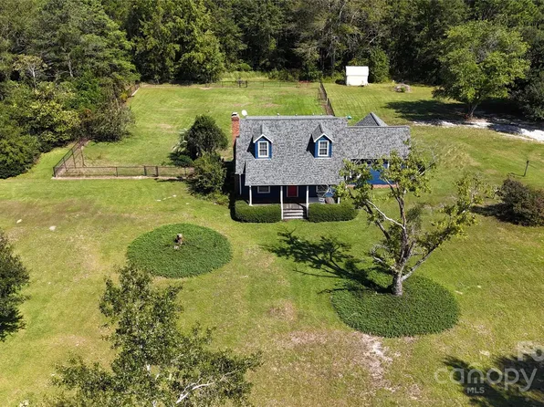 275 Scout Cabin Rd, Kershaw, SC 29067