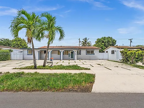 5801 NW 113th Ter Photo 1 5801 NW 113th Ter Photo 1