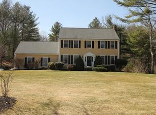 18 Hazelwood Dr, Pembroke, MA 02359