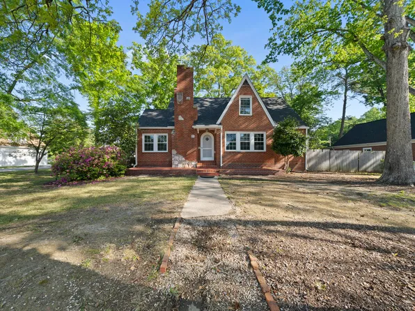 513 Raleigh St, Fuquay Varina, NC 27526