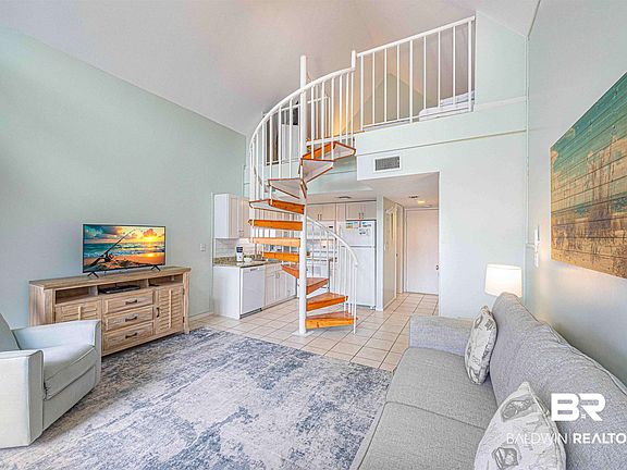 2nd image of 497 Plantation Rd APT 1361