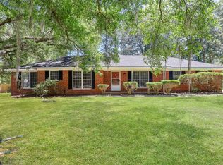 400 Flowers Dr, Hinesville, GA 31313