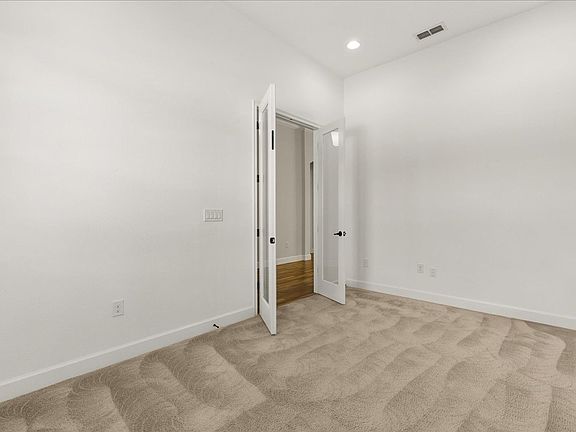 5th image of 5234 Waterside Vista Ln