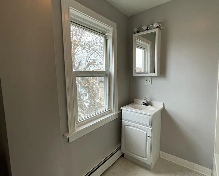 48 Pekin St #1 — Photo 9
