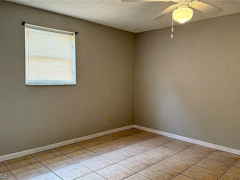 2055 Braman Ave #1 — Photo 6