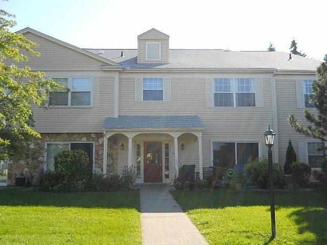 1st image of 833 Bloomfield Village Blvd