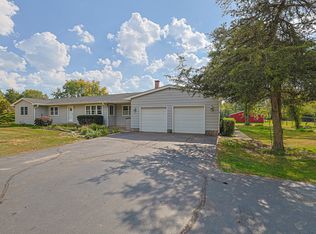 921 Guerin Rd, Libertyville, IL 60048