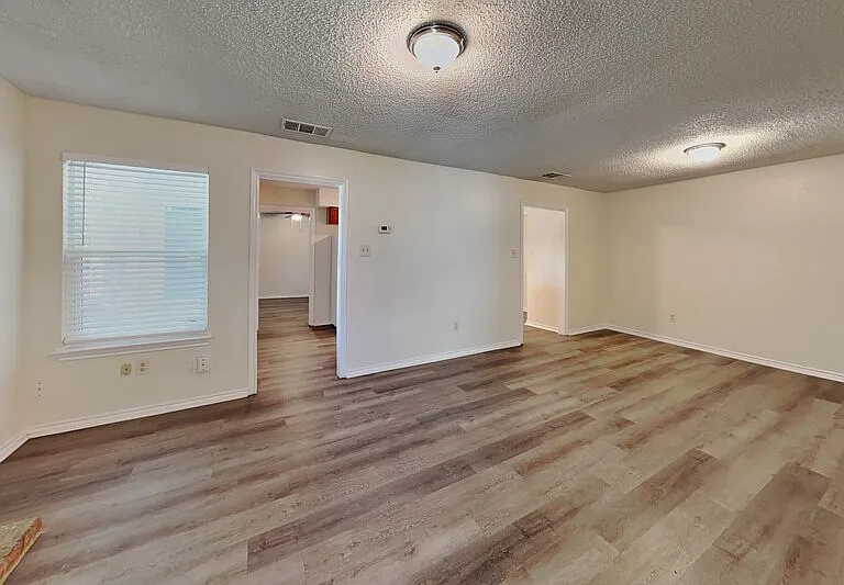 3405 Republic Dr — Photo 2