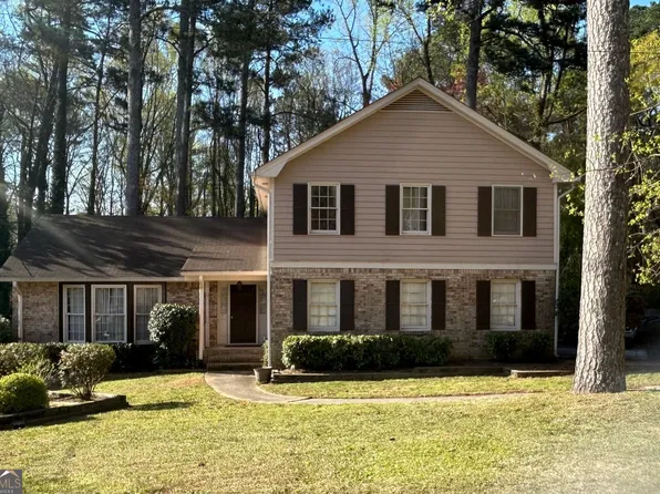 4051 Echo Woods Dr, Clarkston, GA 30021
