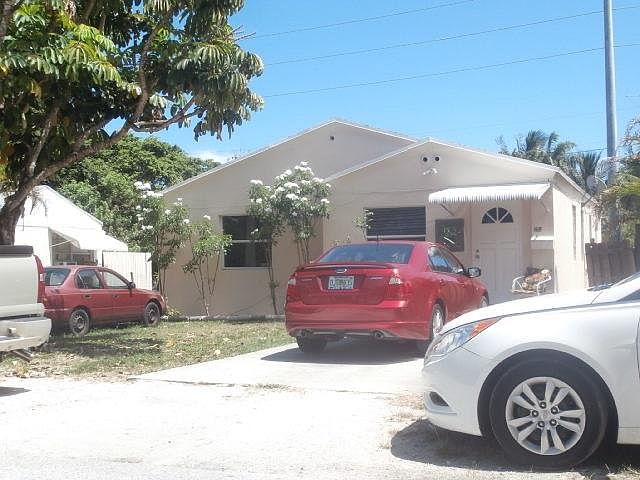 1st image of 2134 Cleveland St